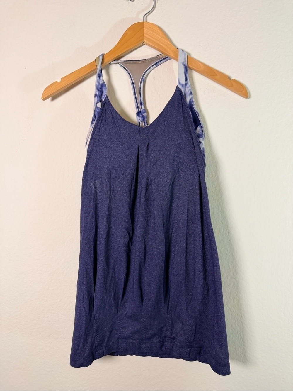 Lululemon Tank Top Blue Racerback Built In Bra Size Small - Picture 8 of 8